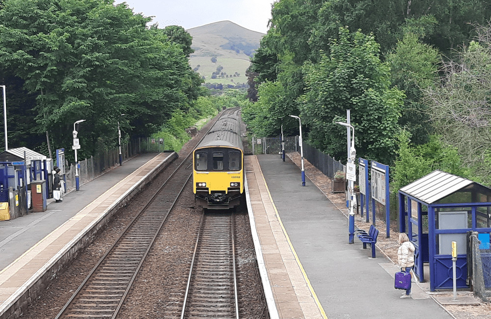 Train in the Hope Valley, Peak District